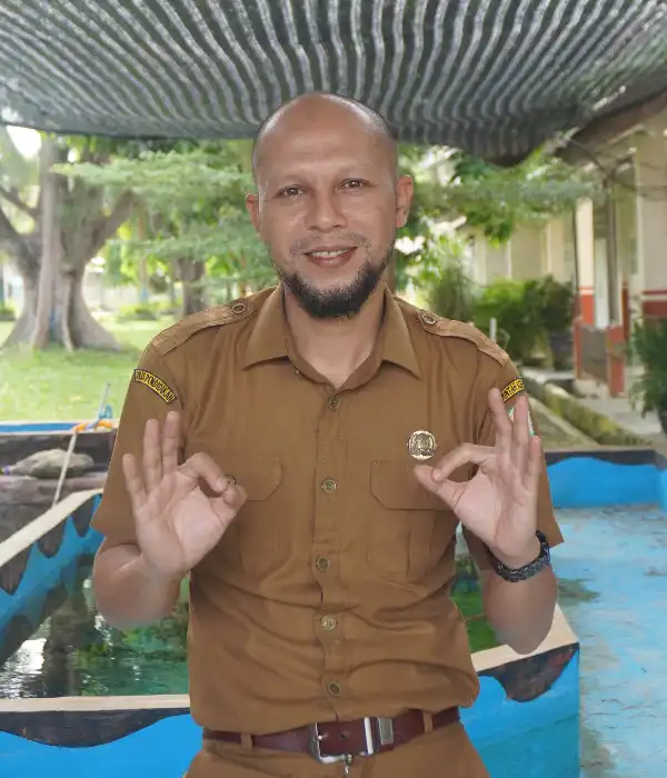 Raisul Akbar, S.Pd, M.Pd