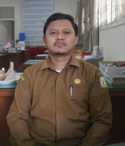 Husaini, S.Pd