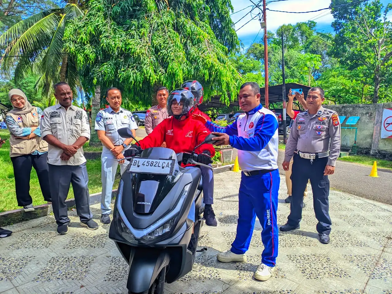SMA Negeri Modal Bangsa Gelar Sosialisasi Safety Riding Bersama Satlantas Aceh Besar, Honda, dan Jasa Raharja