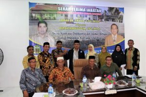 Serah Terima Kepala SMA Negeri Modal Bangsa