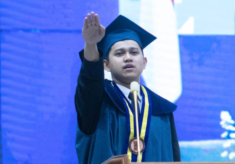 Alumni SMAN Mosa Abrar Taimullah Jadi Lulusan Terbaik ITB 2023 dengan IPK 3,98