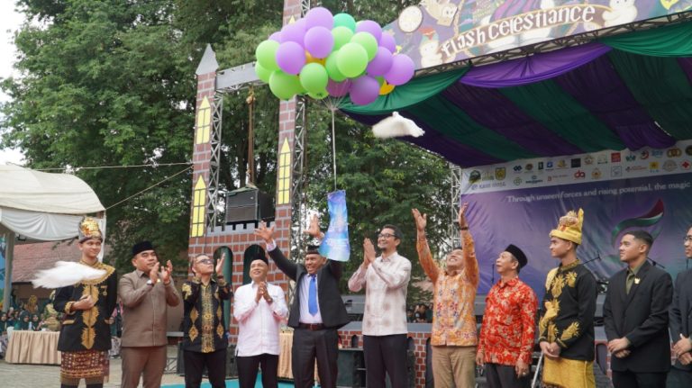 Flash Celestiance SMAN Modal Bangsa Resmi dibuka, Kompetisi Bergengsi Dimulai