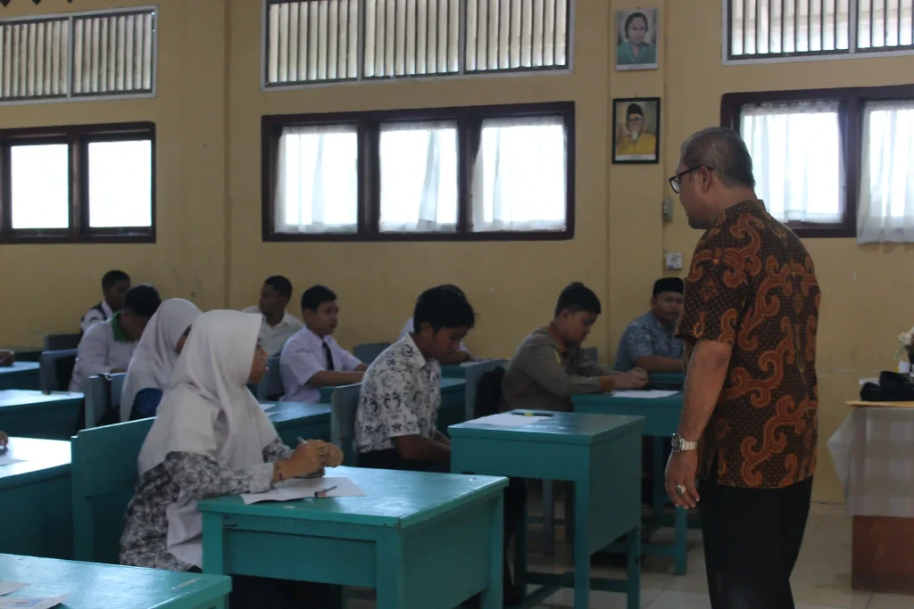 SMAN Modal Bangsa Boarding School Students
