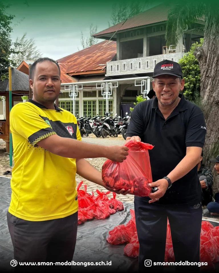 Rayakan Idul Adha, SMAN Modal Bangsa Sembelih Tujuh Sapi dan Enam Kambing Kurban